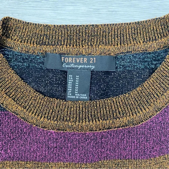 Sparkly Long Sleeve Cropped Sweater Festive Cropped Sweater Fits Small - Picture 2 of 9